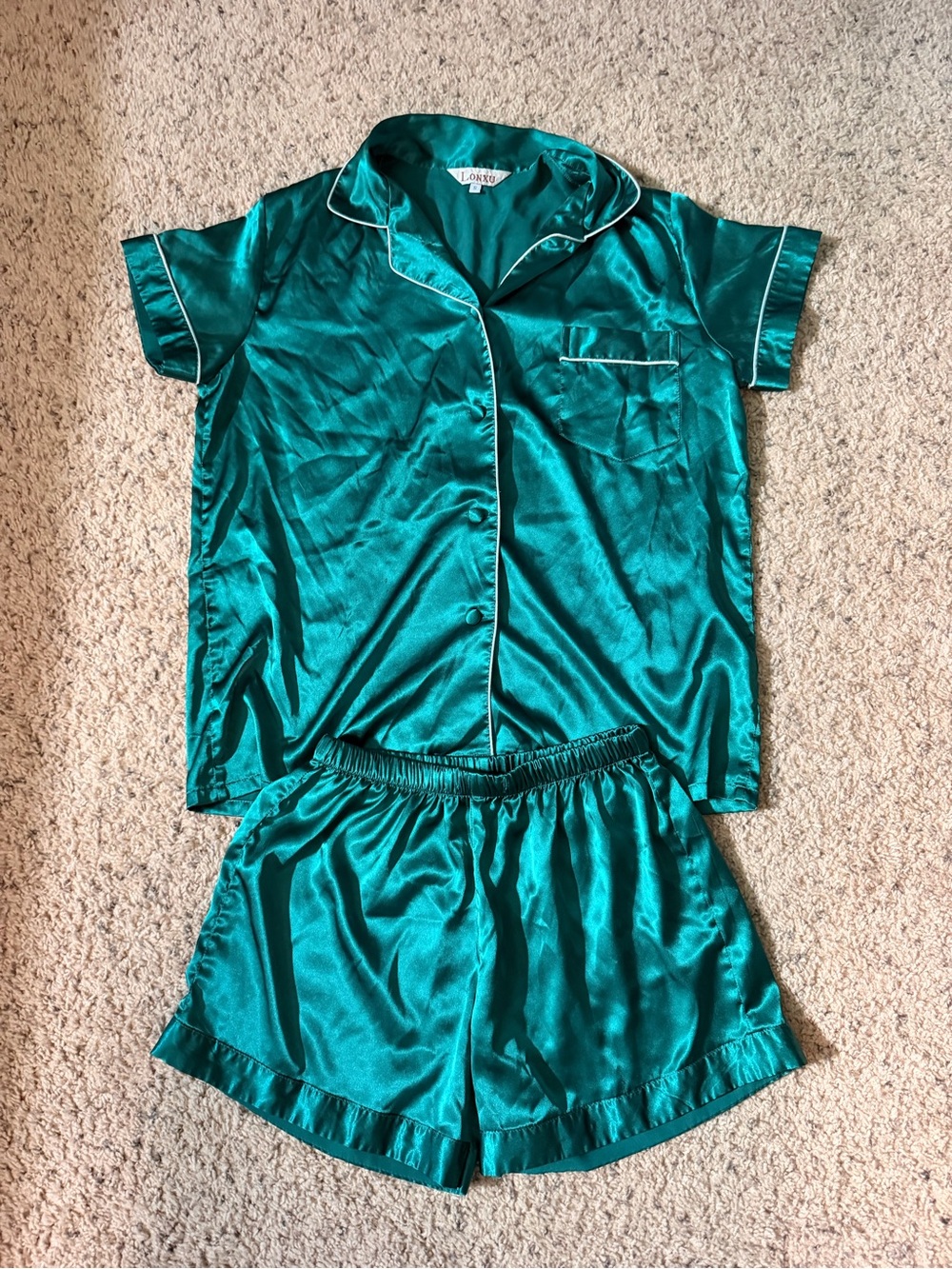 L'Amour Satin Short Sleeve Pajama Set in emerald Green with Contrast Piping